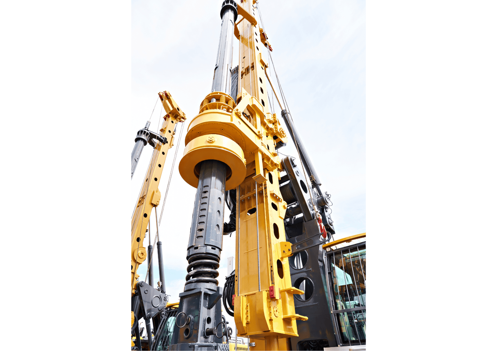 Bore Well Drilling Vehicle