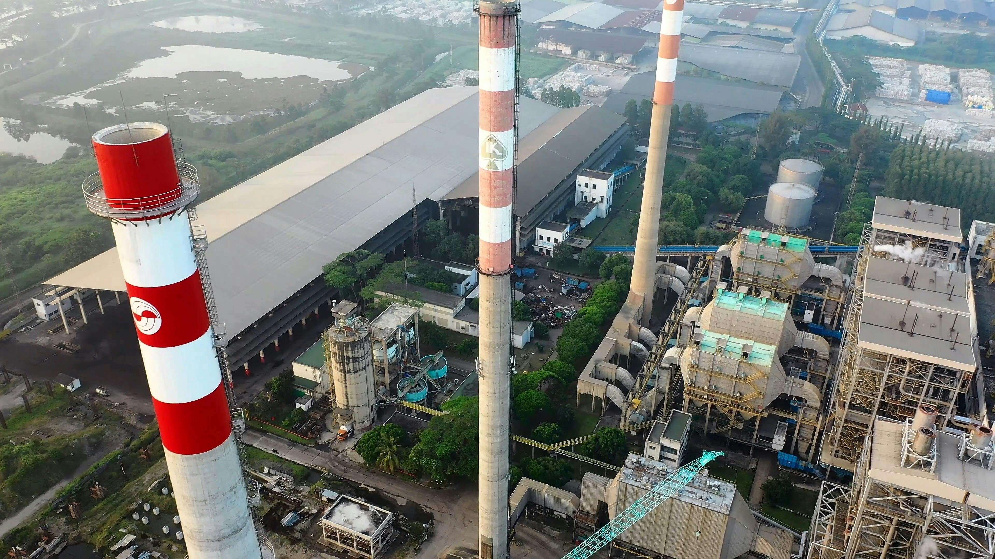 Drone aerial monitoring of construction infrastructure projects coordinated by EmptyWagons drone operator network.